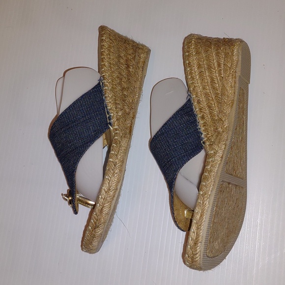 ๐ฃWHITE MOUNTAIN Beachball Wedge Sandals in Denim Blue Canvas - Picture 12 of 13